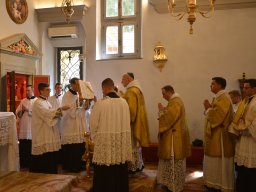 018-Chapitre_2025-Messe_pontificale_Mercredi-Gricigliano_20250827_113308