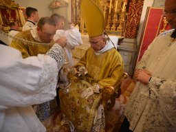 022-Chapitre_2025-Messe_pontificale_Mercredi-Gricigliano_20250827_114116